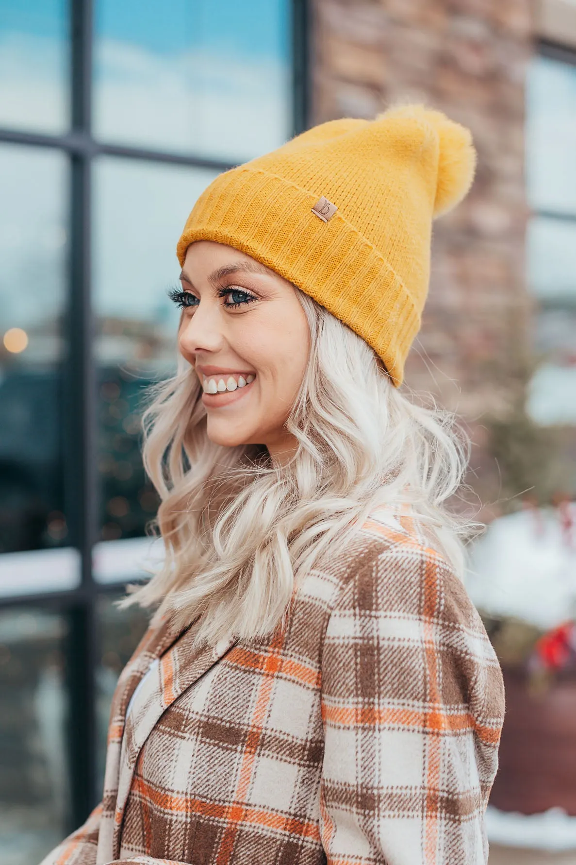 Solid Color Knit Pom Beanie - 6 Colors