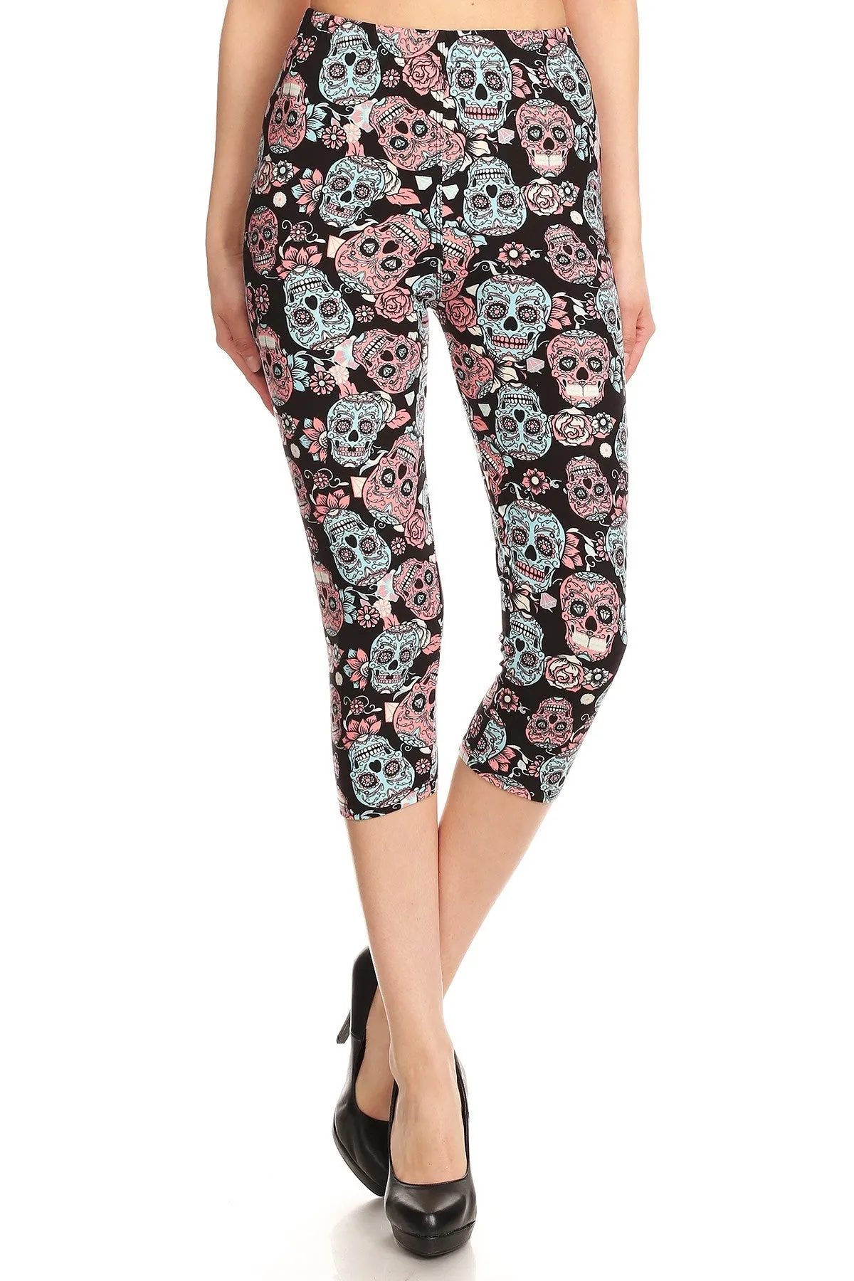 Women's Plus Black Sugar Skull Printed Cropped Capri Leggings